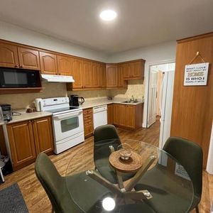 2 Bedroom - 5732 Rue De Verdun, Montréal - Photo 2