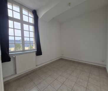 Location Appartement 2 pièces 61m² ST OMER 62500 - Photo 1
