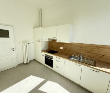 Lumineux et entièrement rénové - Foto 2