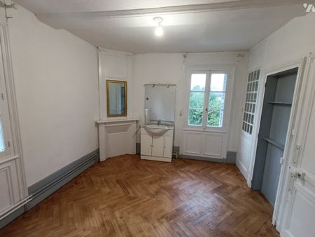 Maison mitoyenne avec grenier, garage et jardin - Photo 5