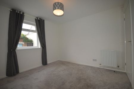 Paynes Hill, SALISBURY - Photo 2