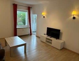 Toplage Oststadt-City – Möblierte 2-Zimmer-Wohnung mit Wintergarten nahe Lister Meile & Hbf!! - Foto 1