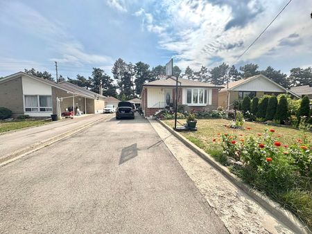 For Lease - 251 Taysham Crescent Unit# Bsmt, Toronto, Ontario - Photo 3