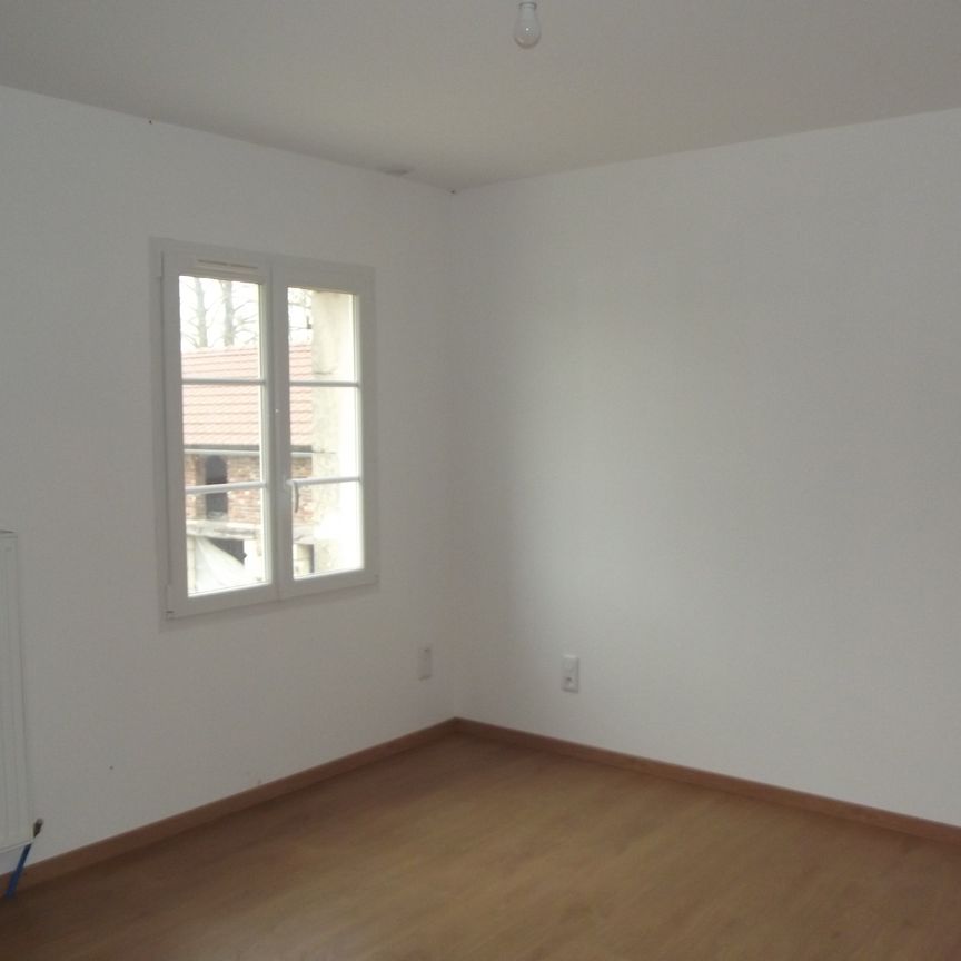 A LADRANCOURT - Photo 1