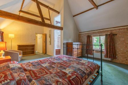 2 bedroom semi-detached house to rent - Photo 4