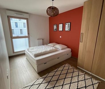 Location Appartement 3 pièces Meublé 62m² LYON 7ème - Photo 3