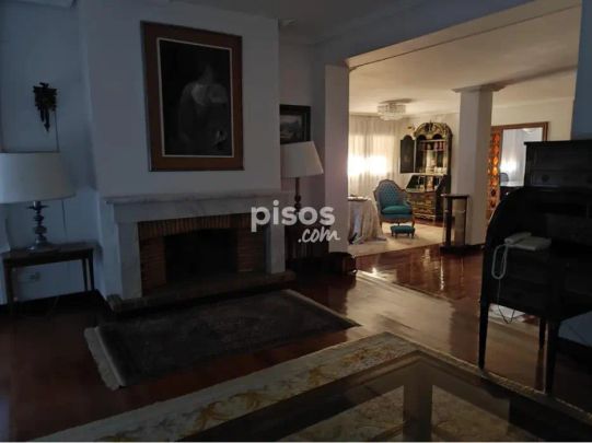 Chalet en alquiler en Calle de Veremundo Méndez Coarasa - Foto 1