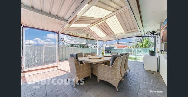 A Stunning Modern Family Residence Of Style, Space & Comfort... - Photo 1