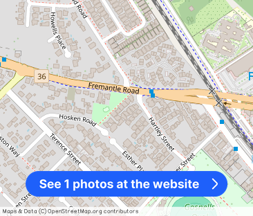 SPACIOUS AND STYLISH VILLA OPPOSITE LAUTERBACH RESERVE - Photo 1