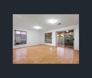 Beautiful Family Home! - Photo 3