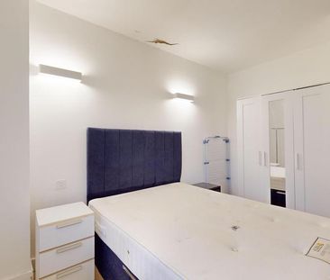 Studio to rent - Photo 6