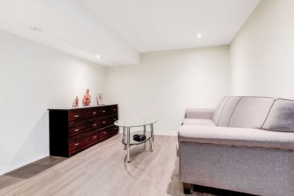 For Lease - 113 Porchester Drive Unit# Basement, Toronto, Ontario - Photo 1
