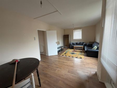 4 Bed Maisonette, Rogers Road, E16 - Photo 2