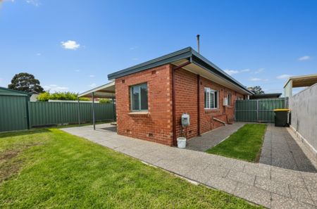 Easy Living in Welland! - Photo 3