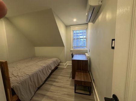 For Lease - 31 Tyndall Avenue Unit# 301, Toronto, Ontario - Photo 5