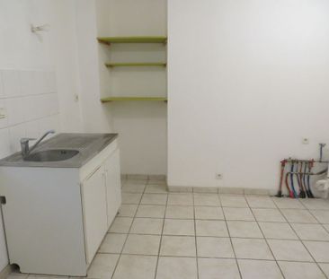 Location Appartement 2 pièces 57m² - Photo 2