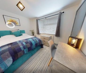 7 bedroom semi-detached house to rent - Photo 2