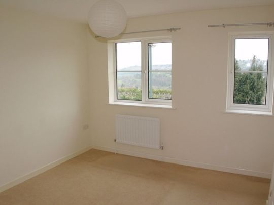 Hazel Court, Forest Green, Nailsworth, Gloucestershire, GL6 - Photo 1