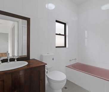 Well Presented Two Bedroom Home - Photo 6