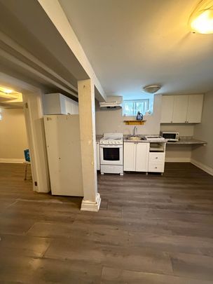 6-66 Fifth Ave - Photo 1