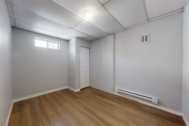 For Lease - 12 Wesleyan Street Unit# 6, Halton Hills, Ontario - Photo 1