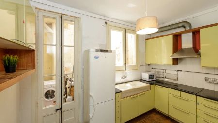Room in a shared 16-bedroom apartment for rent in Sant Antoni, bills included - Foto 4