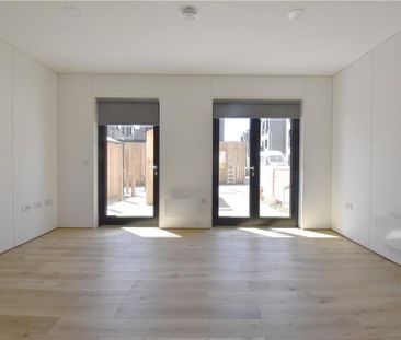 4 bedroom semi-detached house to rent - Photo 1