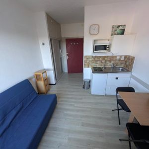 Location Appartement 1 pièce Meublé 17m² AIRE SUR L ADOUR 40800 - Photo 2