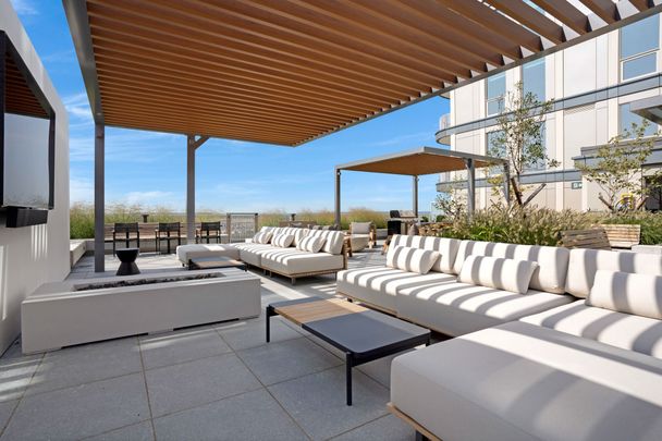 For Lease - 3240 William Coltson Avenue Unit# 1803, Oakville, Ontario - Photo 1