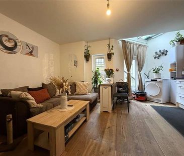 Richmond Court, High Street, Hornsey, London, N8 - Photo 1