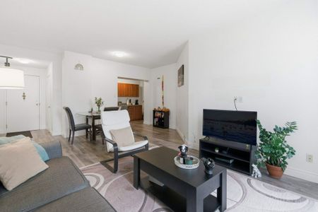 For Lease - 135 James Street Unit# 209, Hamilton, Ontario - Photo 2