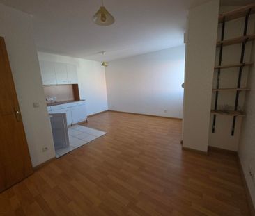 Location Appartement 1 pièce 31m² - Photo 3