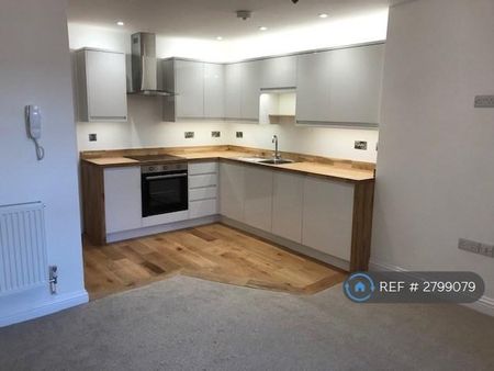 2 bedroom flat to rent - Photo 5