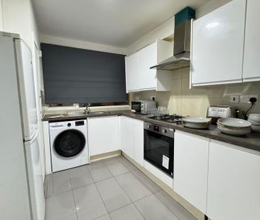 4 bedroom house share to rent - Photo 6