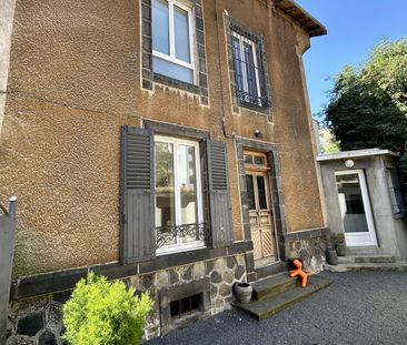 Maison de ville les Carmes / Clermont-Ferrand – cour intérie - Photo 5