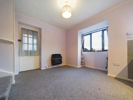 1 bedroom terraced house to rent - Photo 4