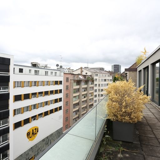 Penthouse-Wohnung über den Dächern von Basel - Photo 1