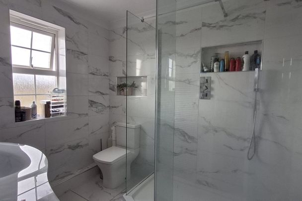 Lime Close - Photo 1