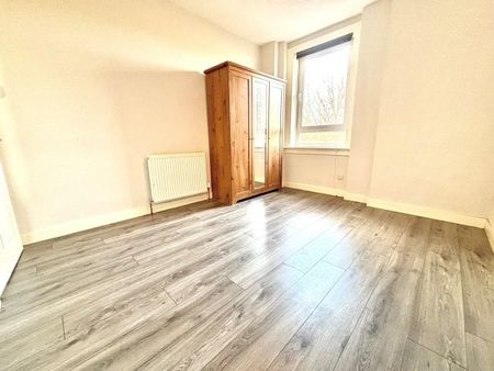 Cumbernauld Road, Glasgow, G31 3RN - Photo 3