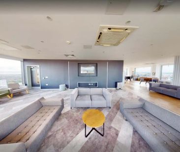 Large Highest Double Ensuite - Photo 2