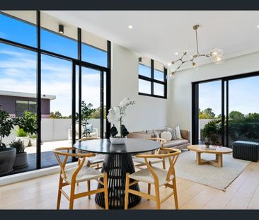 Prime Epping Living with an Extensive Wraparound Entertainer's Balcony - Photo 2