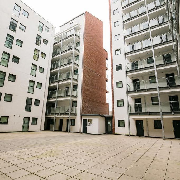2 bedroom apartment to rent - Photo 1
