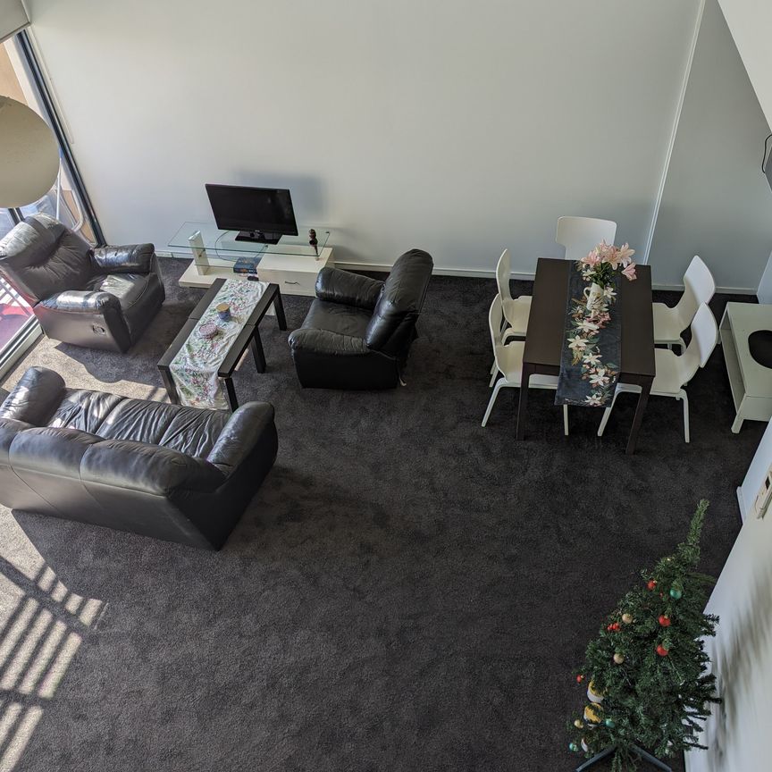 West Melbourne - Photo 1