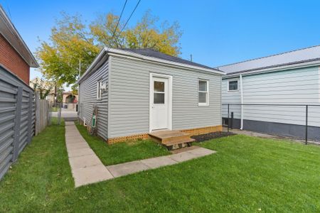 For Lease - 78 Delena Avenue, Hamilton, Ontario - Photo 2