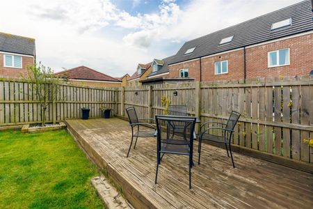 3 bed detached house to rent in Augusta Park Way, Newcastle Upon Tyne, NE13 - Photo 5
