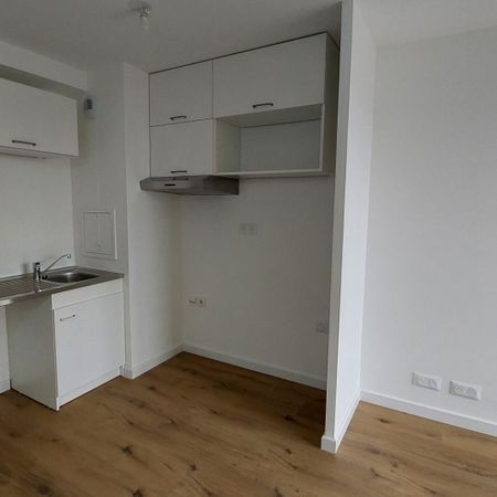 location Appartement T2 DE 45.48m² À BRIE COMTE ROBERT - Photo 3