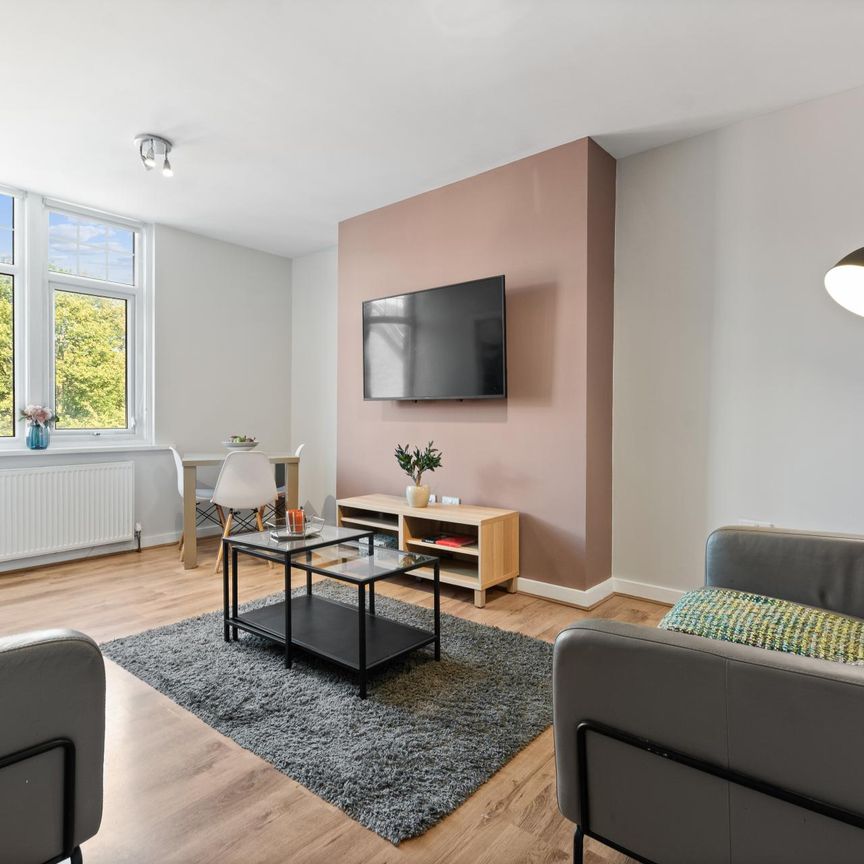 16 HEADINGLEY LANE Leeds - LS6 2AS - Photo 1