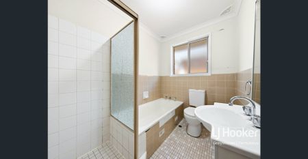 PERFECT 3 BEDROOM HOME!! - Photo 3