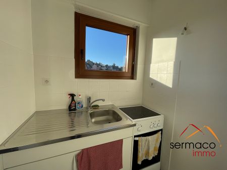 Studio au 2ème étage - Photo 4