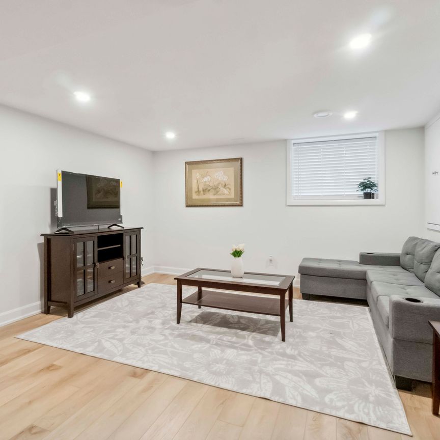 For Lease - 848 Willow Avenue Unit# B, Orleans - Cumberland and Area, Ontario - Photo 1